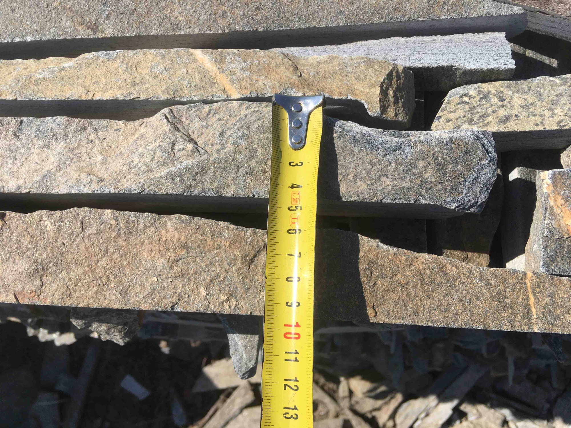 Горбушка златолит мультиколор для облицовки купить в Республике Хакасия