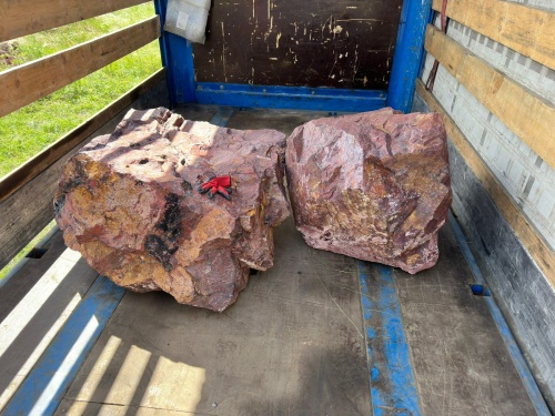 Ландшафтные глыбы красно-фиолетовые 200-1000 килограмм купить в Республике Хакасия