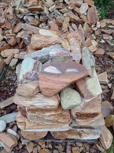 Златолит жёлтый, жёлто-зелёный глыбки и валуны для ланшафтного дизайна купить в Республике Хакасия