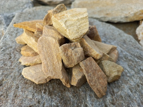 Златолит жёлтый декоративная каменная крошка купить в Республике Хакасия