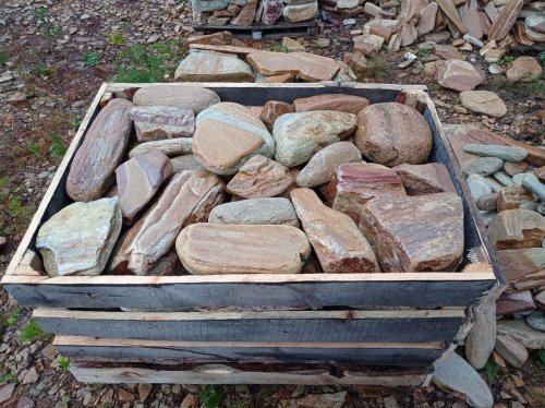 Златолит жёлтый, жёлто-зелёный глыбки и валуны для ланшафтного дизайна купить в Республике Хакасия