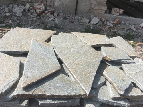 Златолит серебристый галтованный для цоколя купить в Республике Хакасия